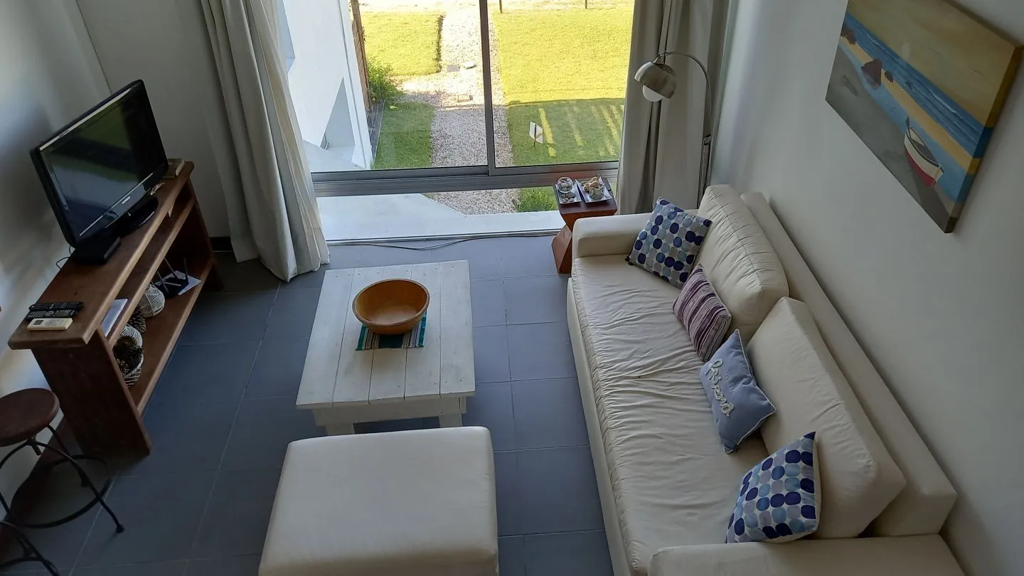 VENTA APTO 1 DORM C/TZA AZOTEA C/VISTA Y PISCINA MANANTIALES — foto 3