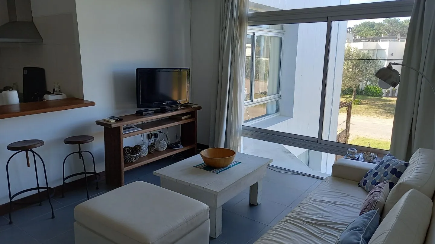 VENTA APTO 1 DORM C/TZA AZOTEA C/VISTA Y PISCINA MANANTIALES — foto 7