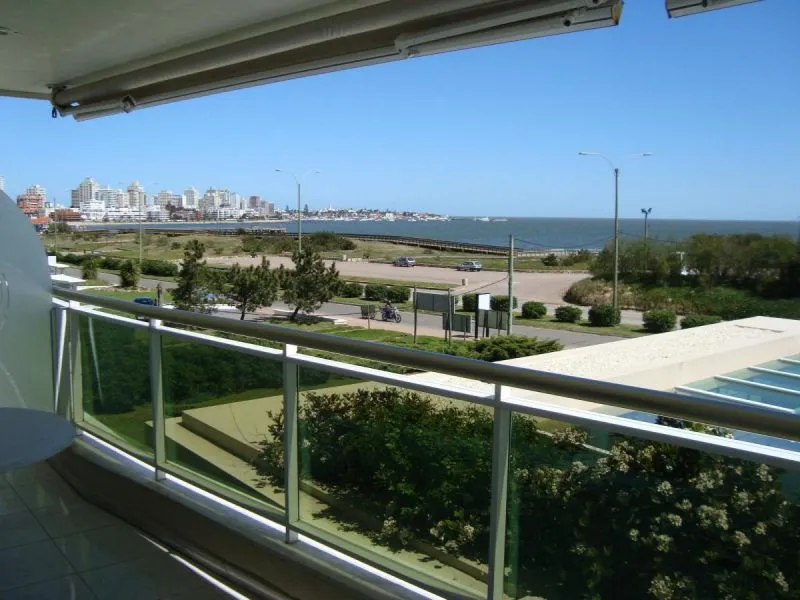 3 DORMITORIOS |  Rambla Claudio Williman — foto 1