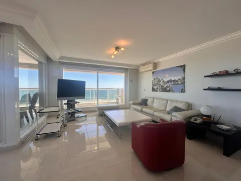 Venta apartamento 3 dormitorios - Playa Mansa — foto 2
