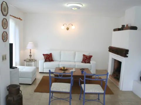 ALQ TEMPRARIO CASA EL TESORO 2 DORMITORIOS MB UBICACION — foto 2