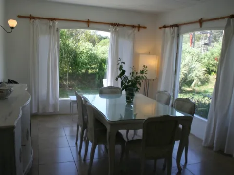 ALQ TEMPRARIO CASA EL TESORO 2 DORMITORIOS MB UBICACION — foto 5