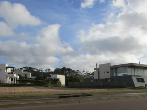 VENTA TERRENO 1084 M2 ESQUINA SOBRE RUTA 10 EN MONTOYA — foto 5
