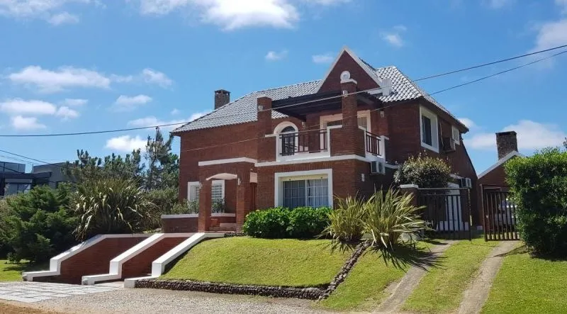 Venta casa 3 dormitorios Tío Tom- Punta Ballena — foto 1