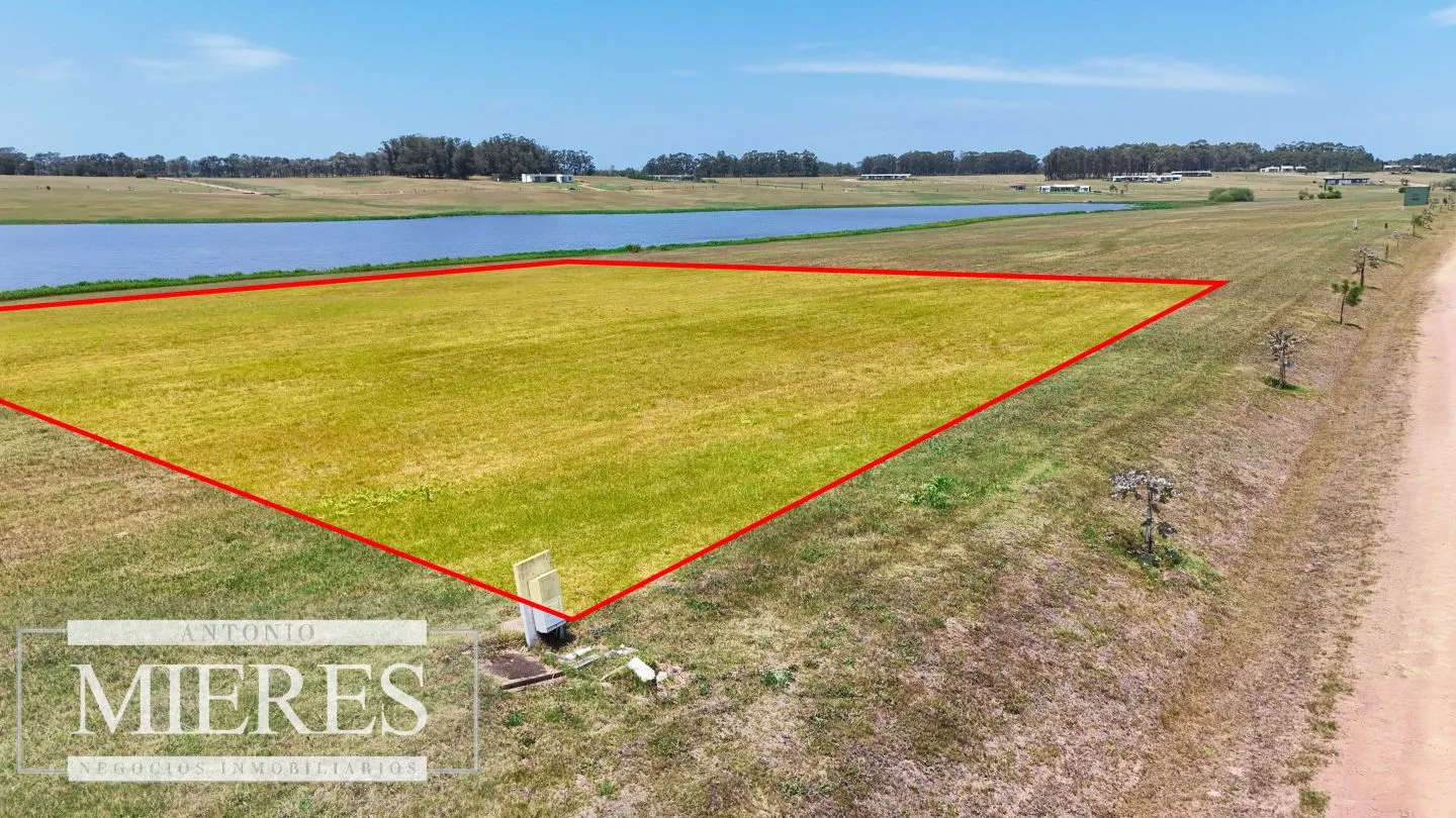 Venta lote 5200m2 - Laguna de los Cisnes — foto 2