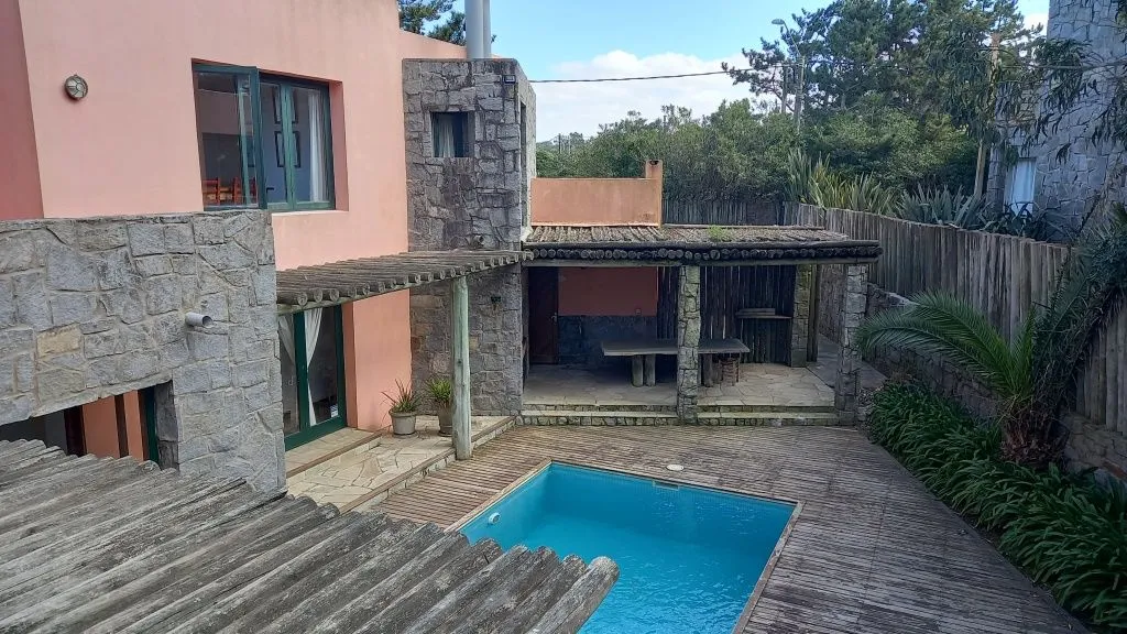 VENTA DE CASA EN EL CHORRO 3 DORM GRAN VISTA Y PISCINA — foto 9