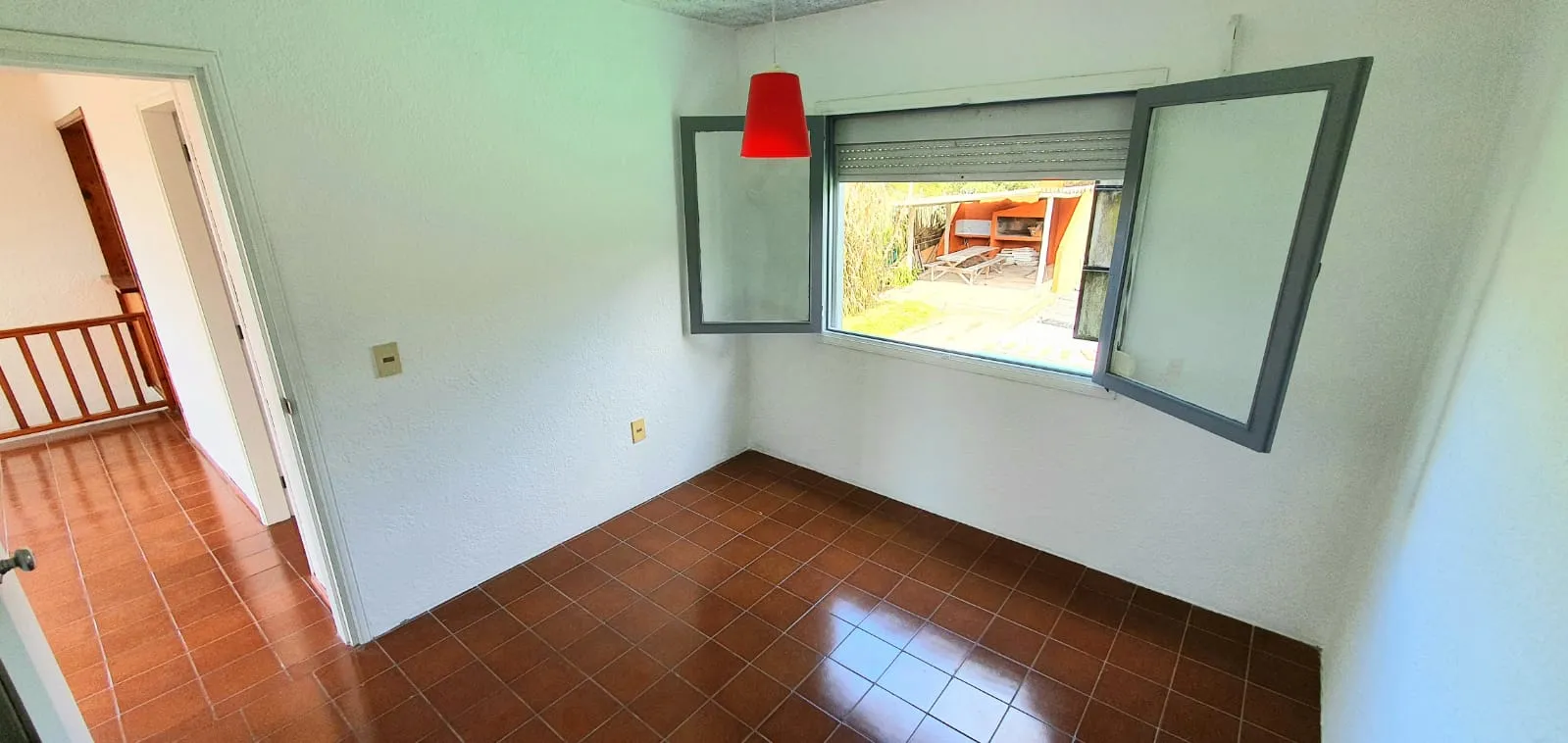CASA EN VENTA 4 DORMITORIOS CALLE 4 Y R-10 BALNEARIO BS AS — foto 7