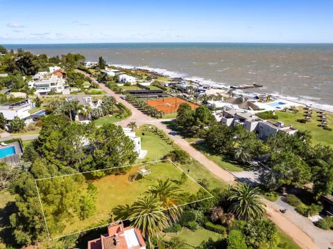 Venta lote con vista Panorámica  - Punta Ballena