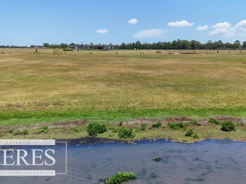 Venta lote en barrio Laguna de los Cisnes — foto 3