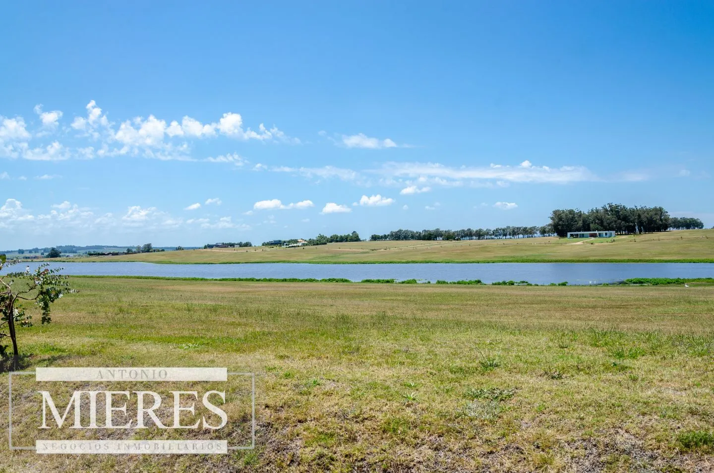 Venta lote en barrio Laguna de los Cisnes — foto 6