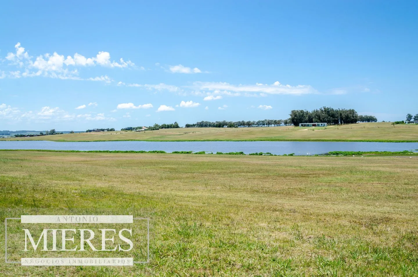 Venta lote en barrio Laguna de los Cisnes — foto 7