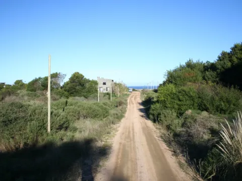 TERRENO EN VENTA 450 M2 BALNEARIO BS AS A PASOS DE LA PLAYA — foto 3