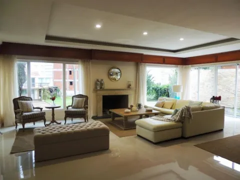 Venta casa 5 dormitorios- Playa Mansa — foto 2