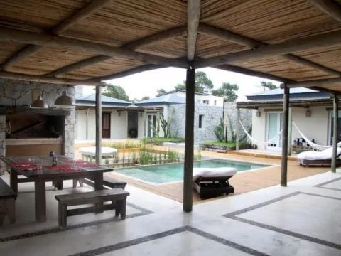 Alquiler casa 5 DORMITORIOS en Pinar del Faro, Jose ignacio