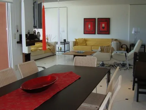 Apartamento en alquiler primera linea-Playa Brava — foto 2