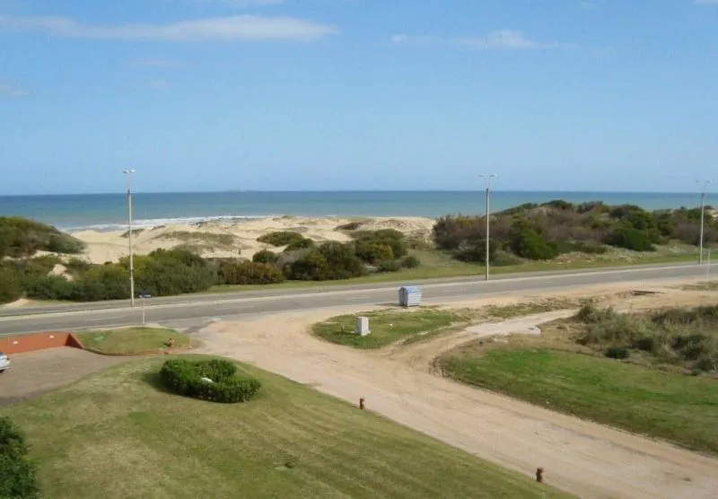Apartamento en alquiler primera linea-Playa Brava — foto 10