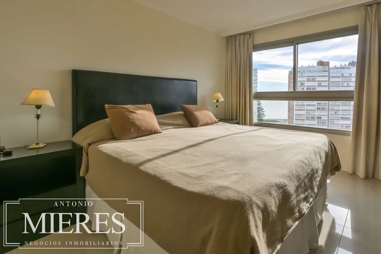 Venta apartamento 2 dormitorios - Playa Mansa — foto 11