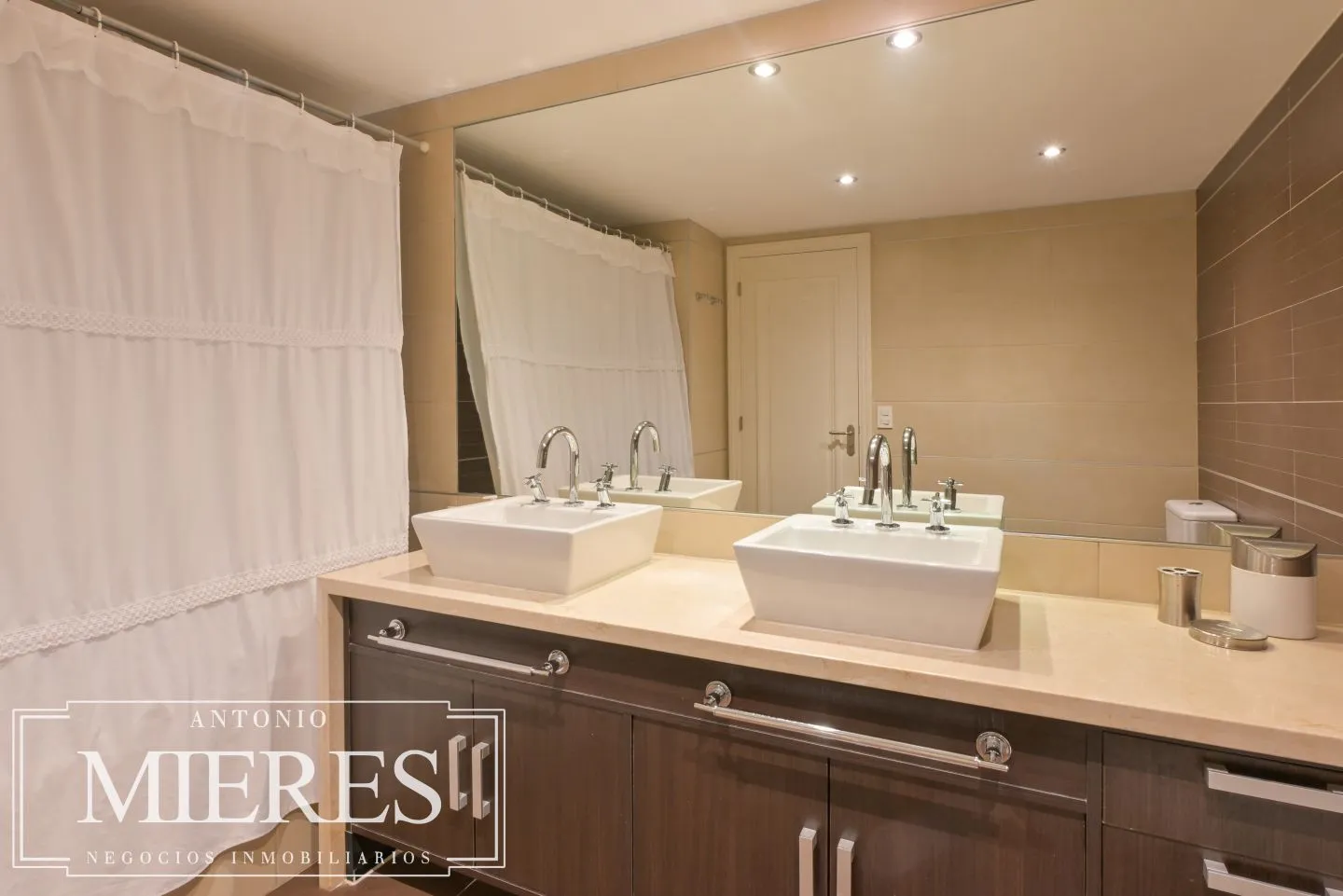Venta apartamento 2 dormitorios - Playa Mansa — foto 13