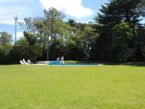 Casa de 4 dormitorios en alquiler temporada- Playa Brava — foto 2
