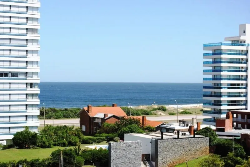 Alquiler temporario 3 dormitorios- Playa Brava — foto 1