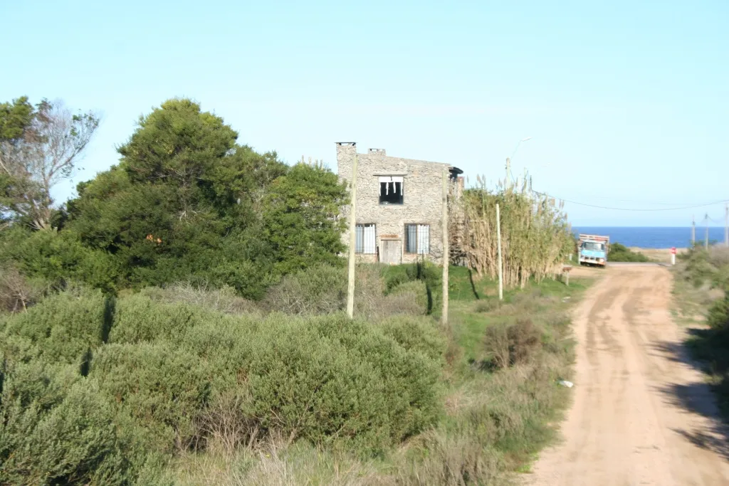 TERRENO EN VENTA 450 M2 BALNEARIO BS AS A PASOS DE LA PLAYA — foto 3