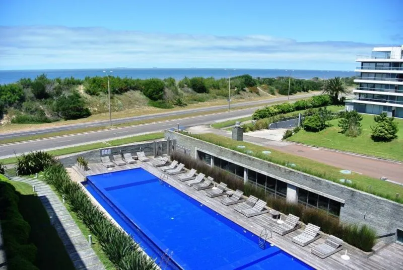 Venta apartamento 2 dormitorios - Playa Brava — foto 2