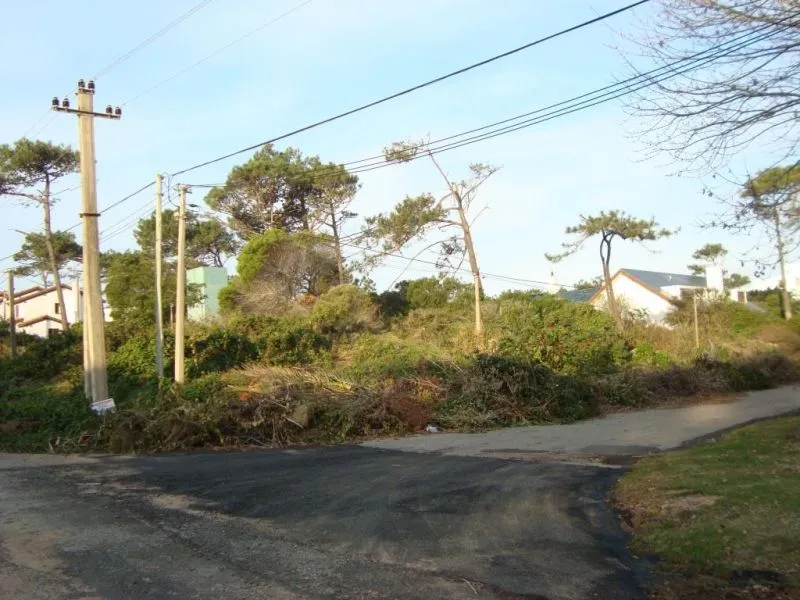 Lote en venta apto edificio- Playa Brava — foto 1