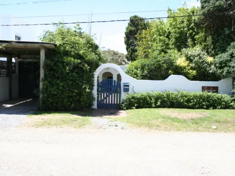 ALQ TEMP DE CASA DE 3 DORMITORIOS LA BARRA - MB UBICACIÓN — foto 2