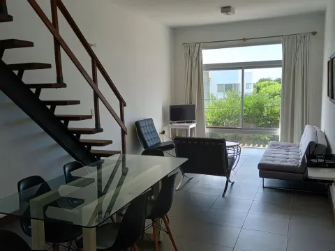 VENTA DE APARTAMENTO EN MANANTIALES 2 DORM - C/PISCINA — foto 5