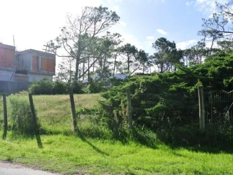 Venta lote a pasos del mar - Playa Mansa — foto 2