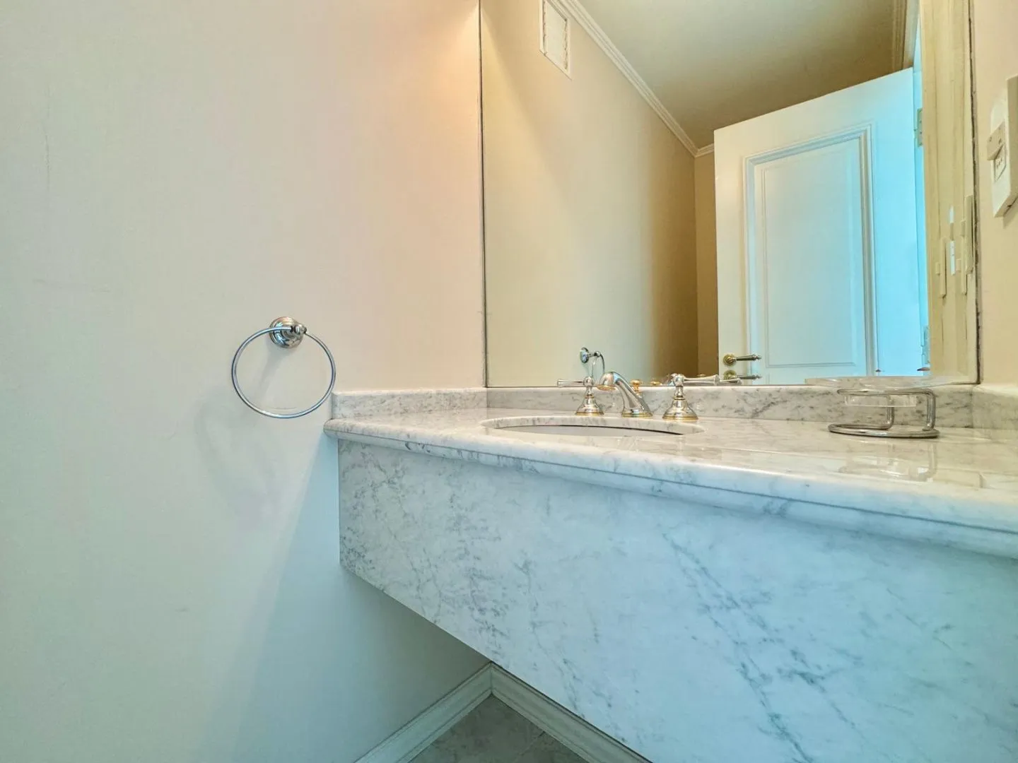Apartamento en alquiler primera linea- Playa Mansa — foto 16