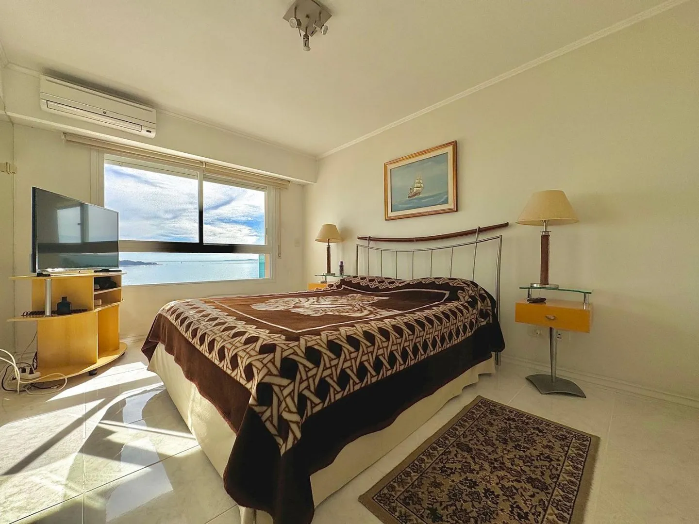 Apartamento en alquiler primera linea- Playa Mansa — foto 17