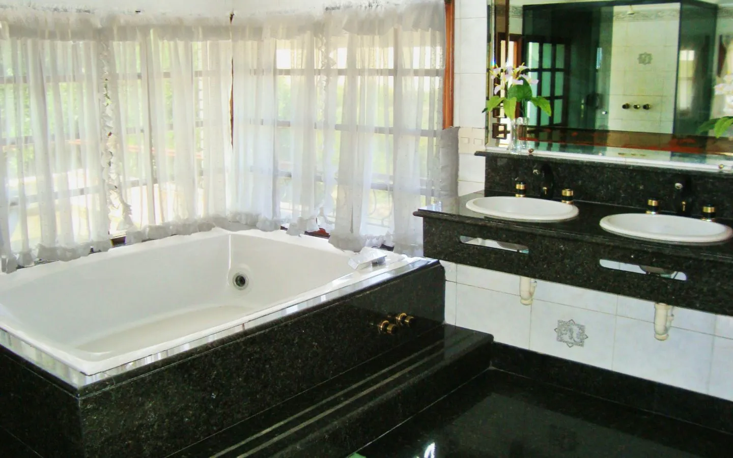 Venta de casa de 5 Dormitorios - Playa Mansa — foto 10