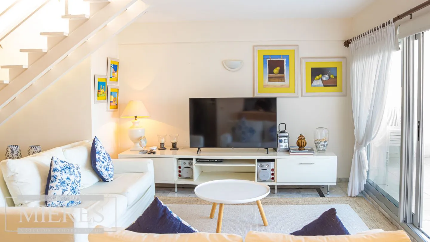 Venta de Penthouse de 4 Dormitorios - Playa Brava — foto 4