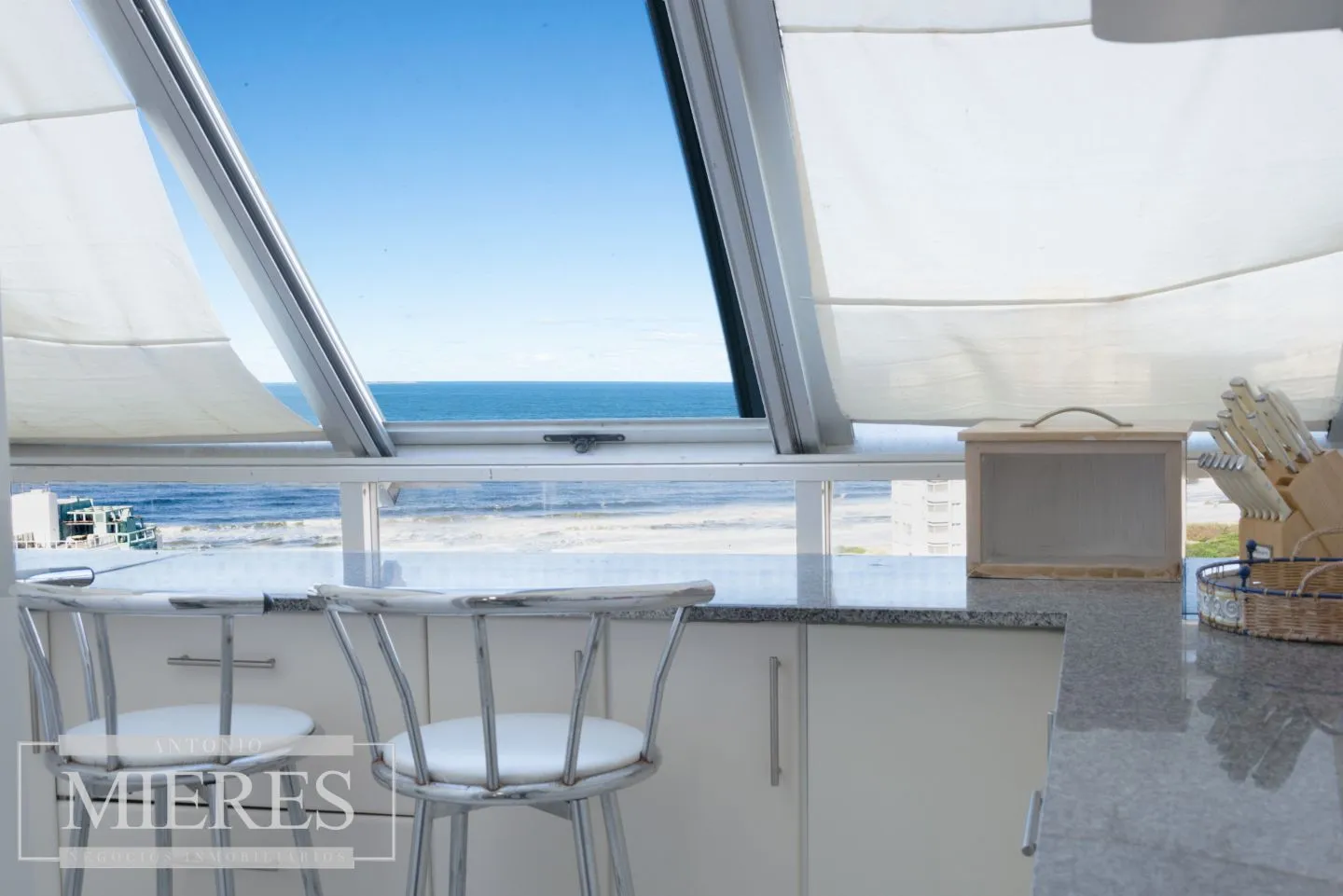 Venta de Penthouse de 4 Dormitorios - Playa Brava — foto 11