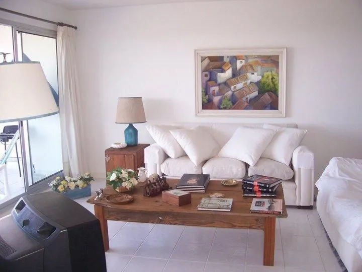 Venta de apartamento 3 Dormitorios - Playa Mansa — foto 2