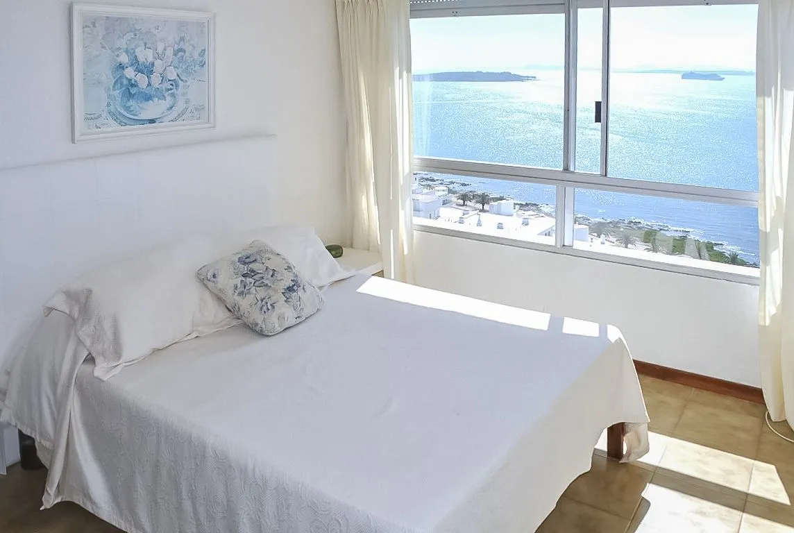 Venta Apartamento 3 dormitorios- Playa Mansa — foto 10