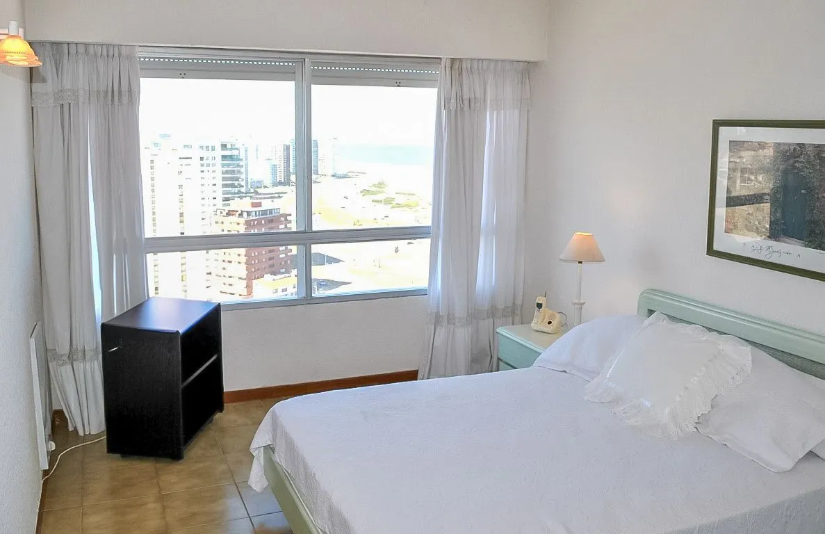 Venta Apartamento 3 dormitorios- Playa Mansa — foto 13