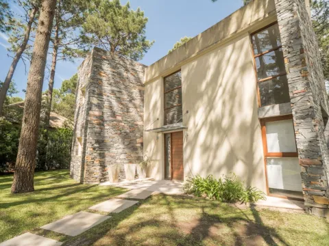 Venta casa 4 dormitorios - Punta Ballena