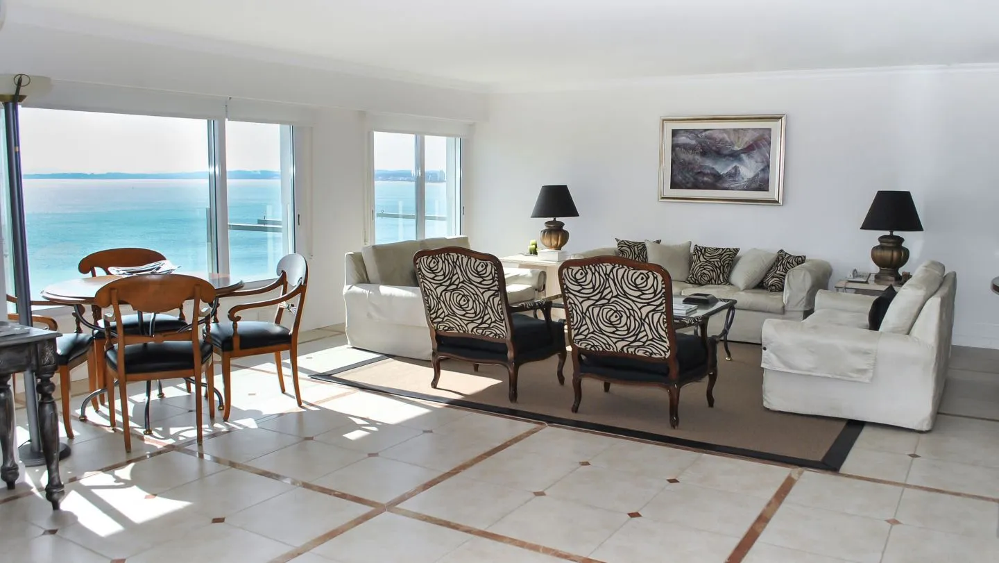 Venta apartamento 3 dormitorios- Playa Mansa — foto 4