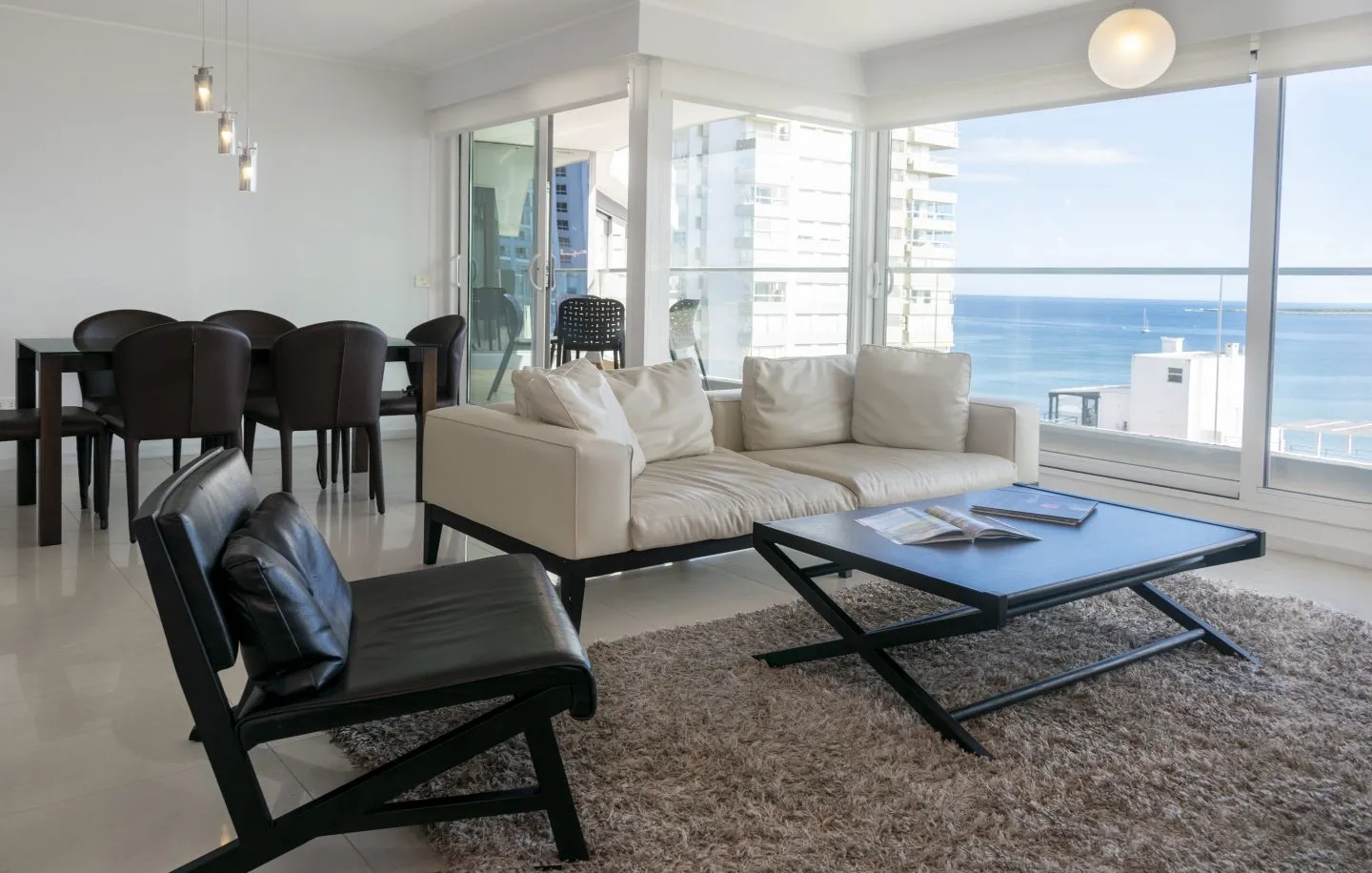 Venta de apartamento de 2 dormitorios vista al mar - Mansa — foto 3