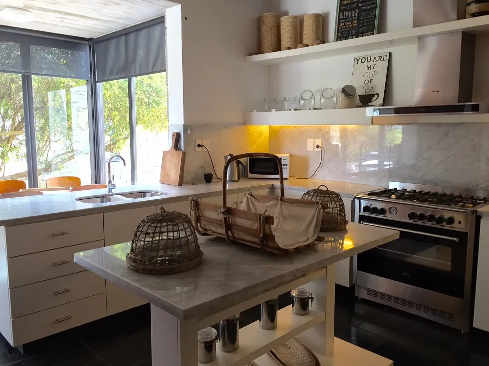 Espectacular casa en venta en barrio privado chacra de 5has — foto 8
