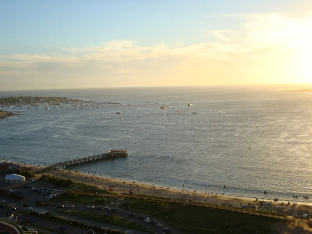 Venta de apartamento de 2 dormitorios - Playa  Mansa — foto 1