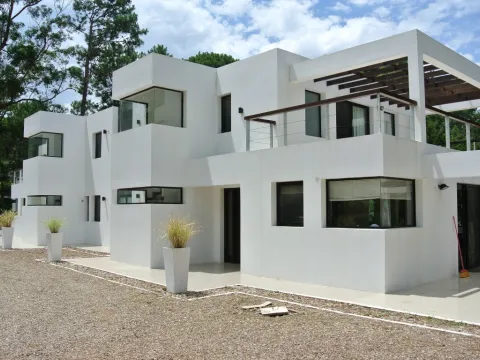 Casa en venta 3 dormitorios- Solanas Punta Ballena — foto 2