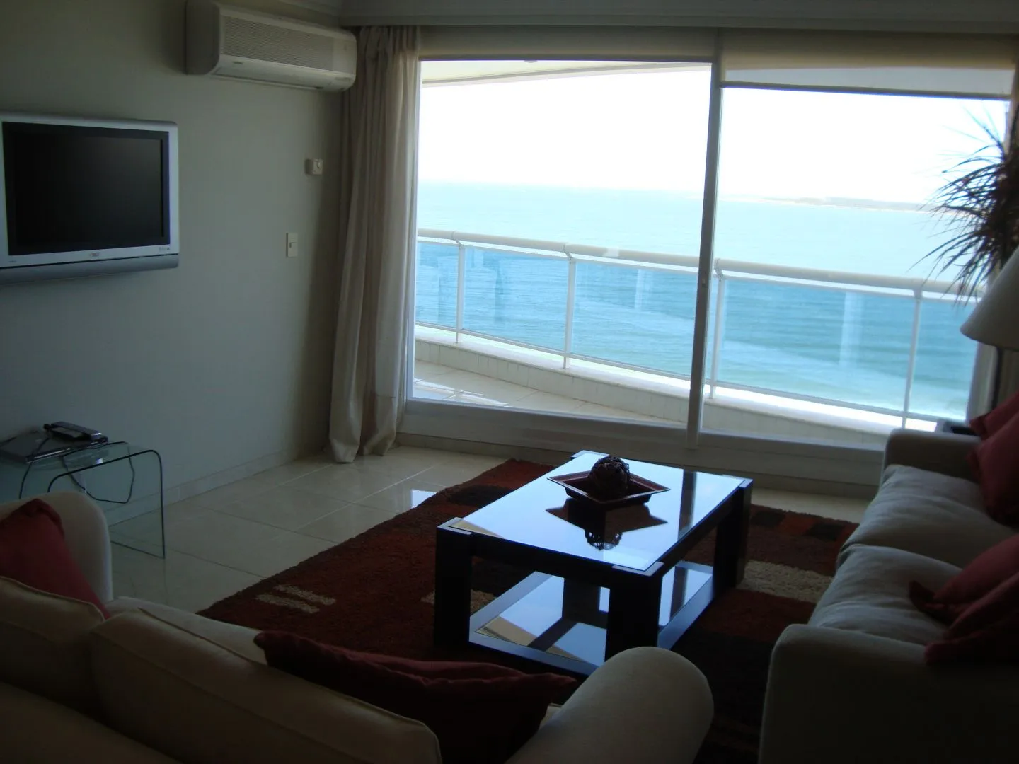 Alquiler apartamento 3 dormitorios - Playa Mansa — foto 5