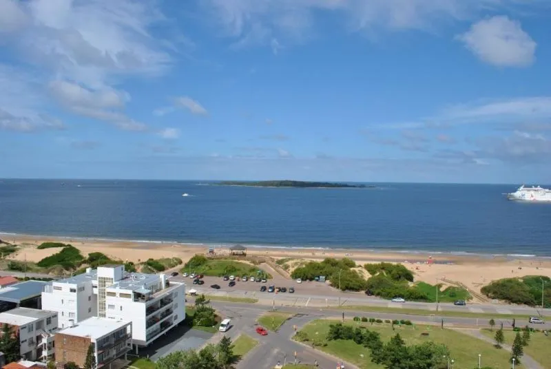 Alquiler temporada apartamento -Playa Mansa — foto 11