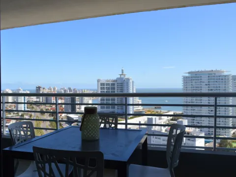 Venta apartamento 2 dormitorios- Playa Mansa