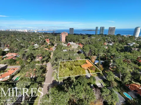 Venta lote apto para bloque con casa - Playa Mansa — foto 5