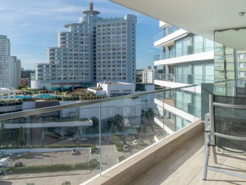 Venta apartamento 3 dormitorios- Playa Mansa — foto 3