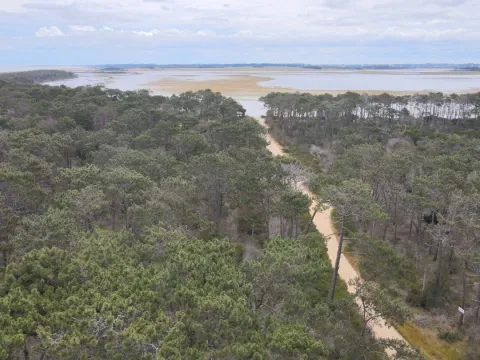 Venta de terreno esquinero 900m2 en El Caracol — foto 3
